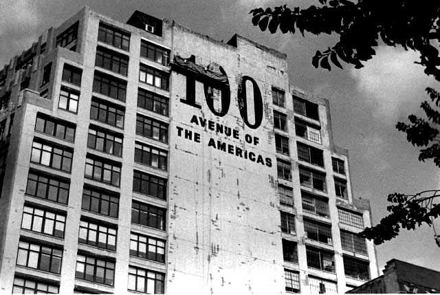 100 Ave. of the Americas
